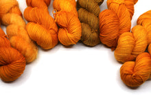 Load image into Gallery viewer, Jaune D'Arc (Dyed to Order)