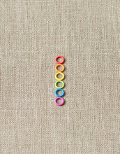 Load image into Gallery viewer, Cocoknits Magnetic Small Coloured Ring Stitch Markers